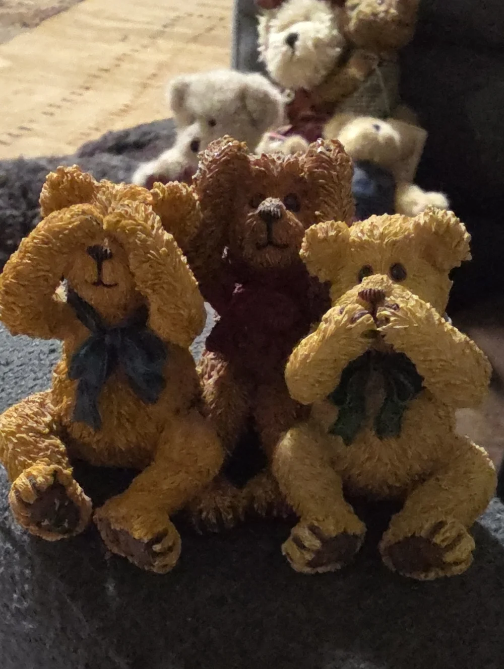Set of Three Decorative Teddy Figurines in Yellow and Brown